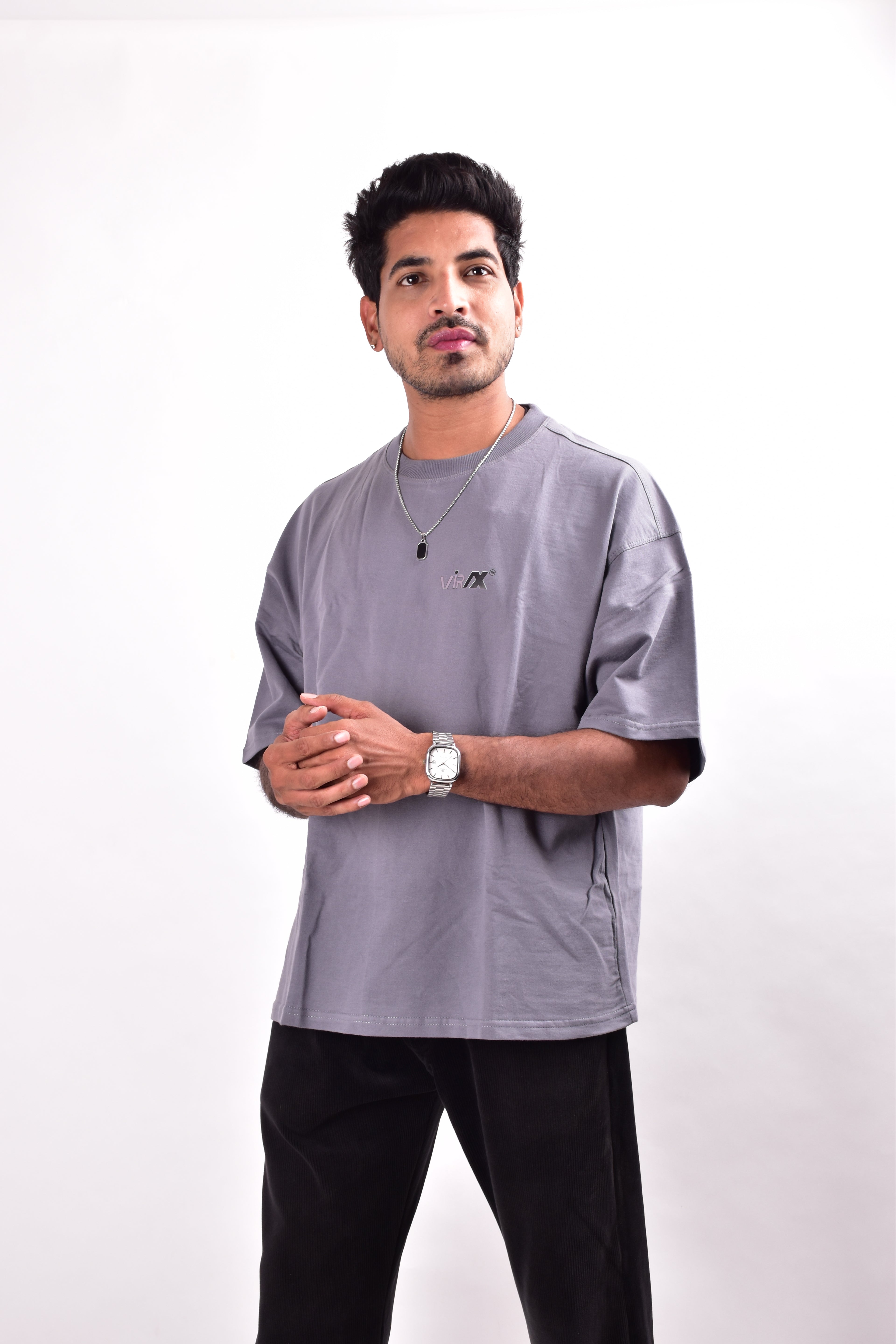 Beyond Fit – The Oversize T-Shirt Experience